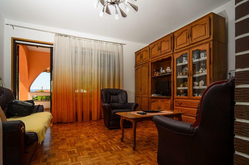 Apartmani Lovorka プナト エクステリア 写真