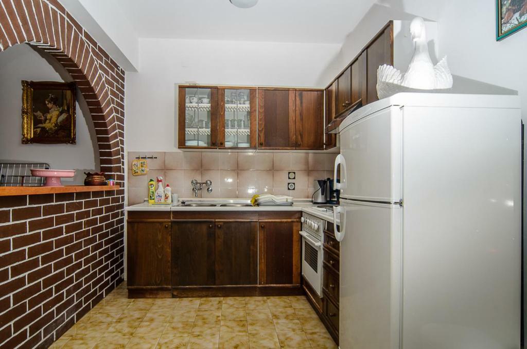 Apartmani Lovorka プナト エクステリア 写真