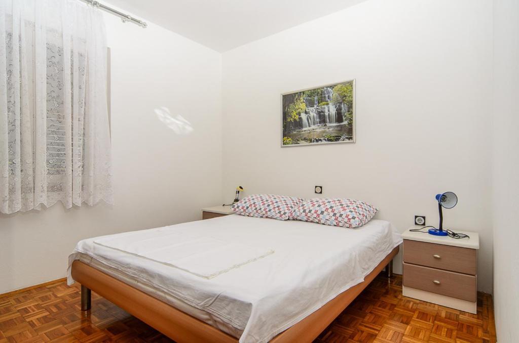 Apartmani Lovorka プナト エクステリア 写真